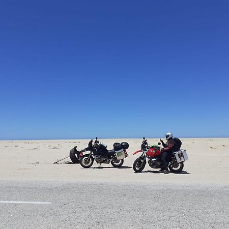 Transit Hotel Nouakchott Buitenkant foto