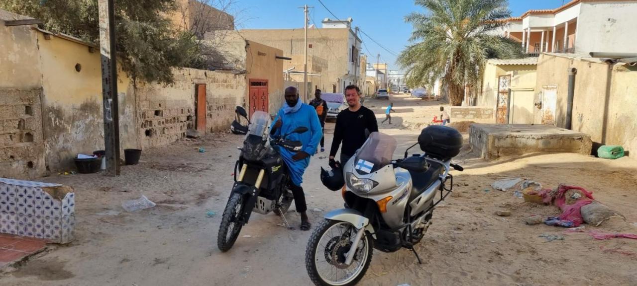 Transit Hotel Nouakchott Buitenkant foto